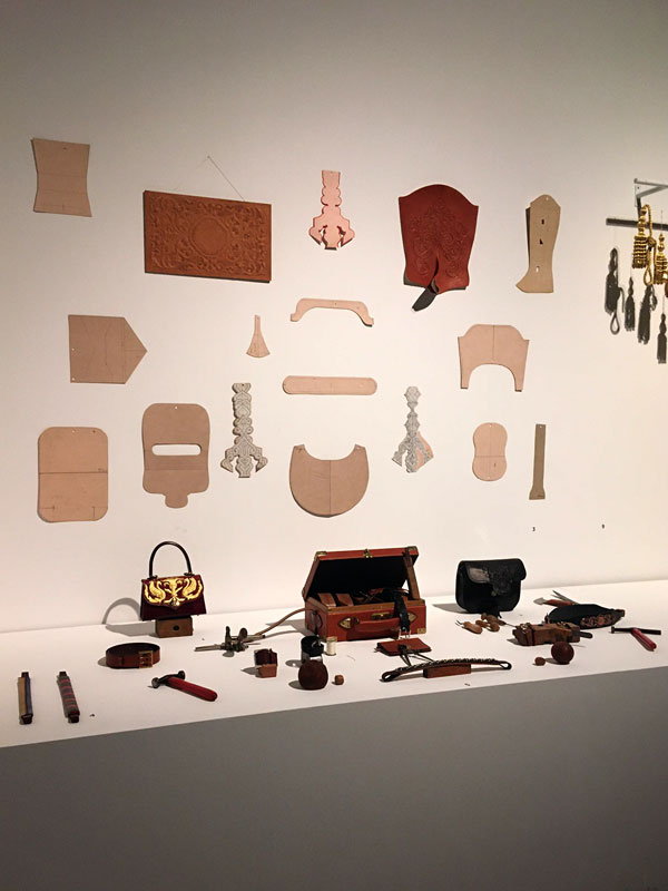 CFGS Complementos de Cuero
