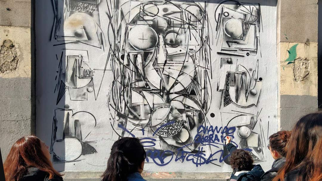 Proyección del documental “Las paredes hablan” de Carlos Saura + ruta Street Art en Madrid